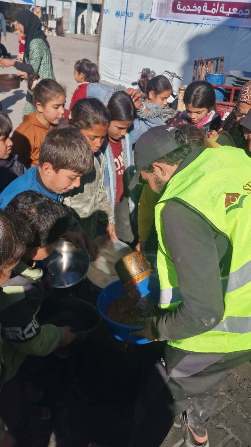 Berat Gecesi’nde Gazze’de İftar Sevinci | Kardeşlik Sofrası Kuruldu