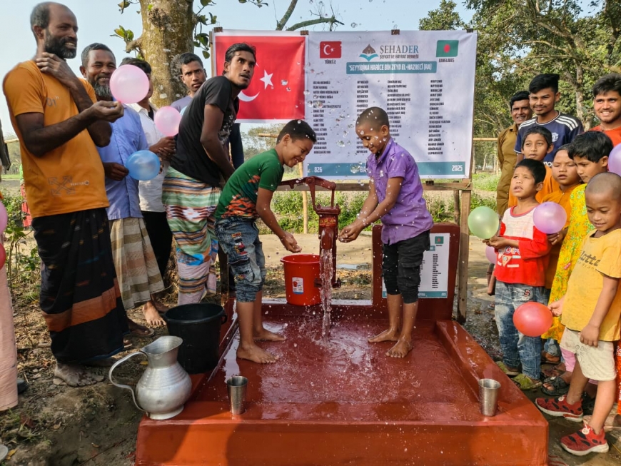 Sadaka-i Cariye: Seyyidina Harice bin Zeyd el-Hazrecî (RA) Su Kuyusu Bangladeş’te Hizmete Girdi