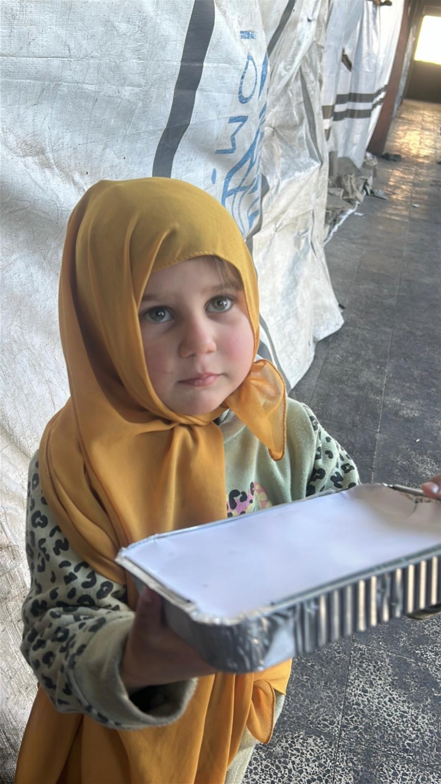 Gazze’de 100 Kişilik İftar Dağıtımı | Bir Sofra Bir Umut